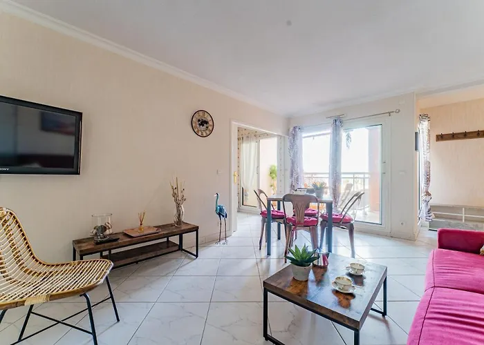 La Brise Marine - Appt Avec Balcon 50M De La Plage